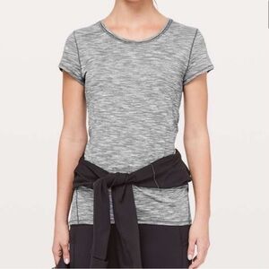 lululemon athletica Another Mile Heathered Gray Short Sleeve Crew Tee NWT Size 8